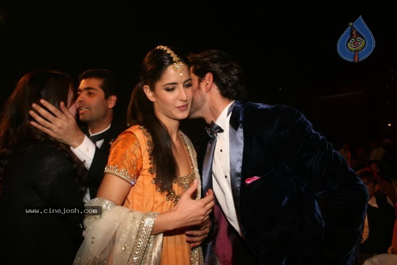 Hot Bolly Celebs at Stardust Awards 2011 - 67 / 75 photos