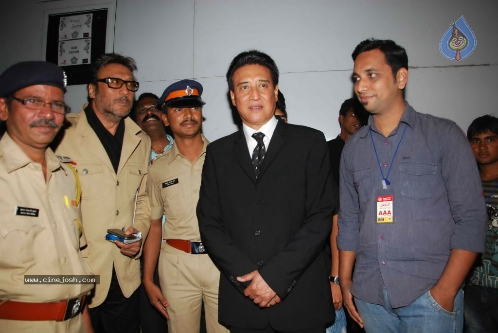 Hot Bolly Celebs at Umang 2012 - 34 / 149 photos