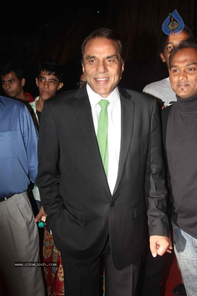 Hot Bolly Celebs at Umang 2012 - 65 / 149 photos