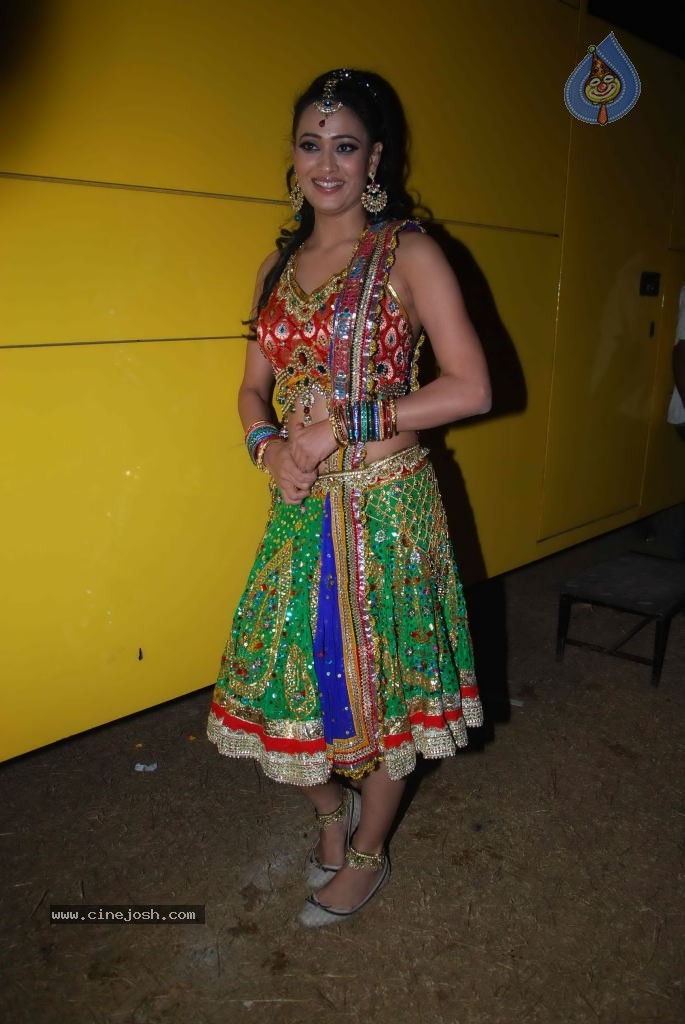 Hot Bolly Celebs at Umang 2012 - 81 / 149 photos