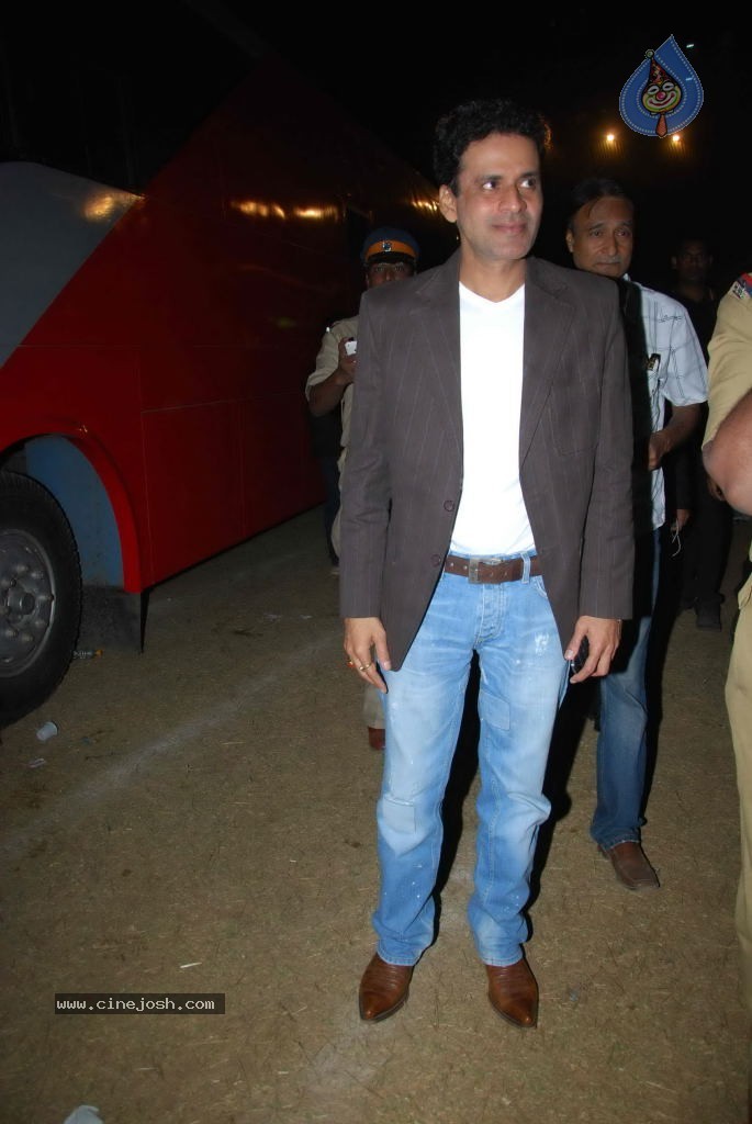 Hot Bolly Celebs at Umang 2012 - 127 / 149 photos