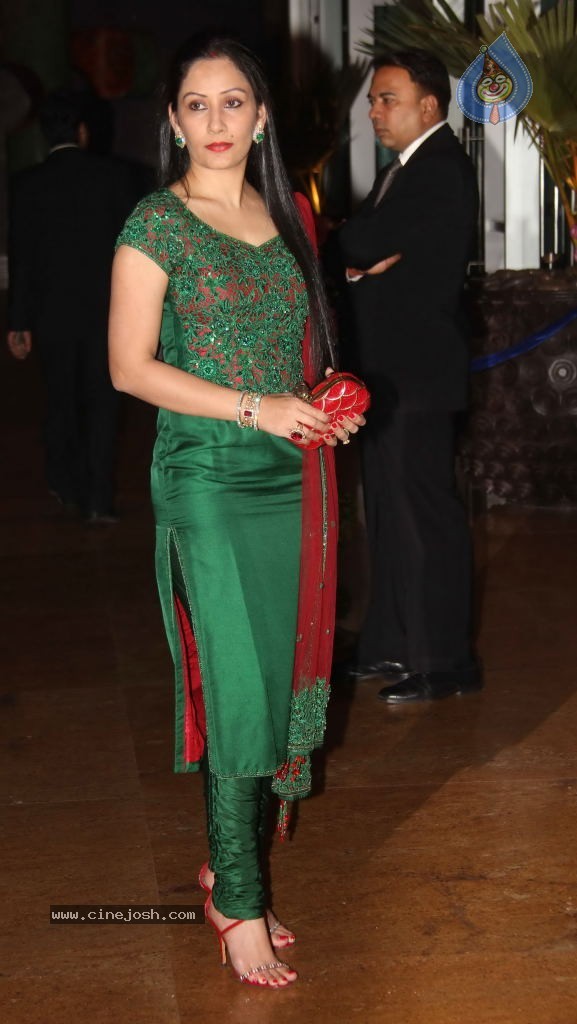 Hot Celebs at Deepshikha n Kaishav Sangeet Ceremony - 32 / 142 photos