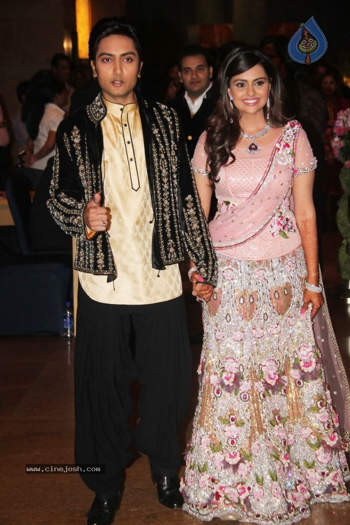 Hot Celebs at Deepshikha n Kaishav Sangeet Ceremony - 89 / 142 photos