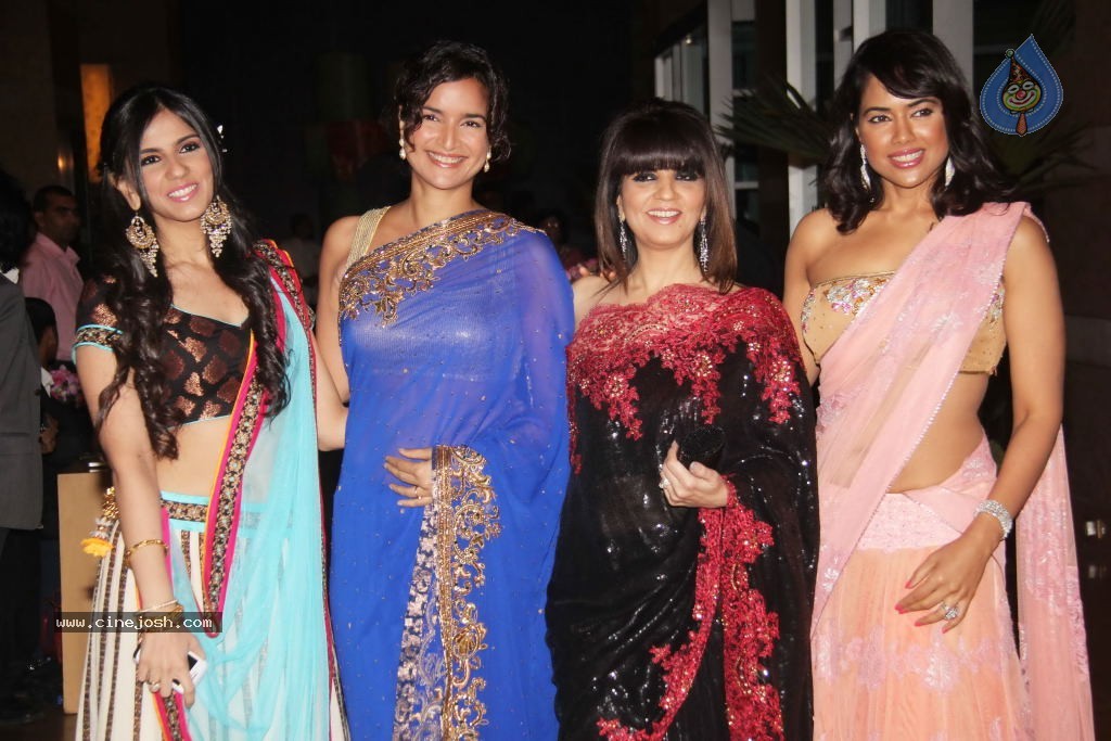 Hot Celebs at Deepshikha n Kaishav Sangeet Ceremony - 105 / 142 photos