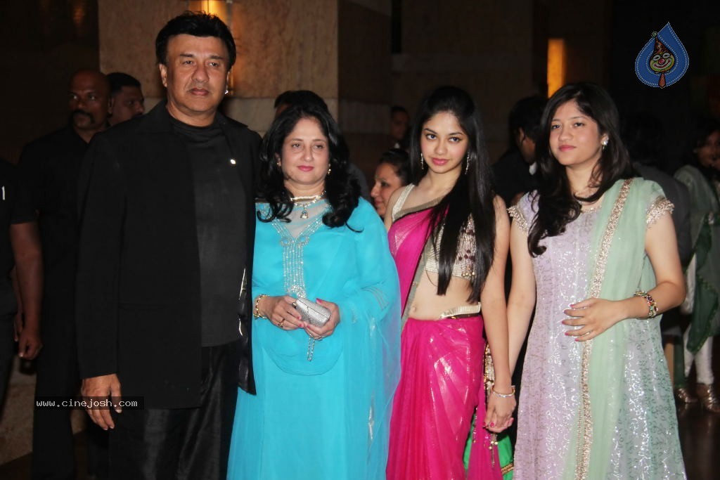 Hot Celebs at Deepshikha n Kaishav Sangeet Ceremony - 123 / 142 photos