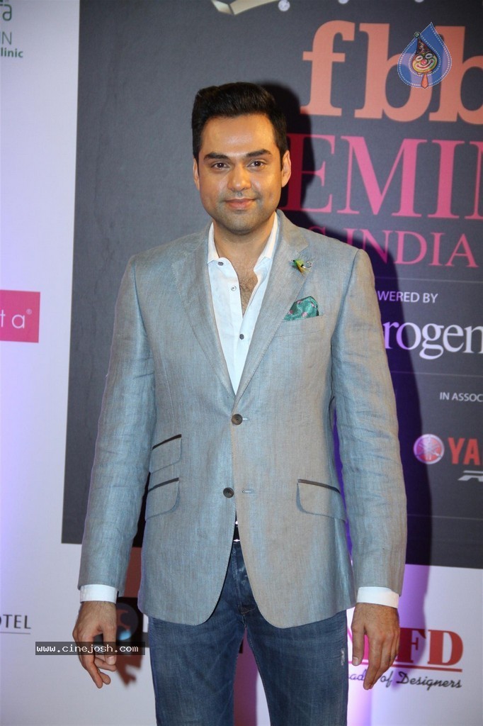 Hot Celebs at Femina Miss India 2014 - 12 / 112 photos