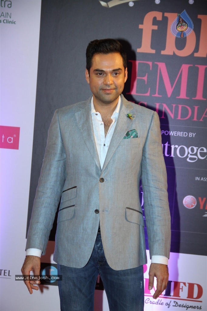 Hot Celebs at Femina Miss India 2014 - 79 / 112 photos