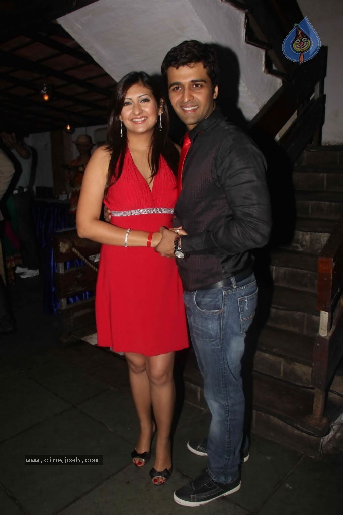 Hot Girls at Juhi n Sachin Shroff Party - 10 / 80 photos