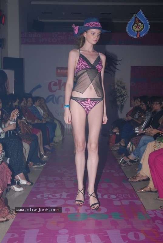 Hot Models at Geeta Singh's Lingerie Show - 52 / 52 photos