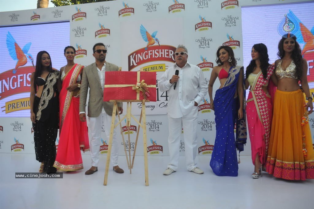 Hot Models at Kingfisher Calendar 2014 Launch - 30 / 123 photos