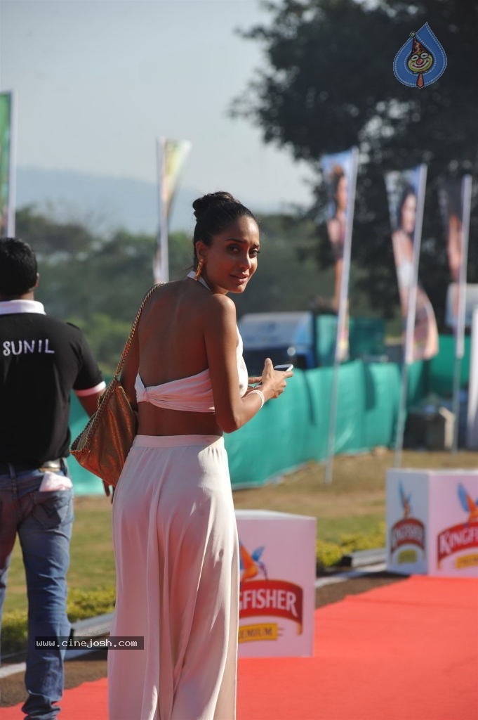 Hot Models at Kingfisher Calendar 2014 Launch - 48 / 123 photos