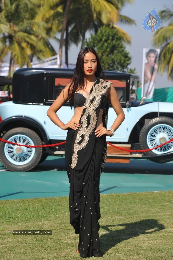 Hot Models at Kingfisher Calendar 2014 Launch - 63 / 123 photos