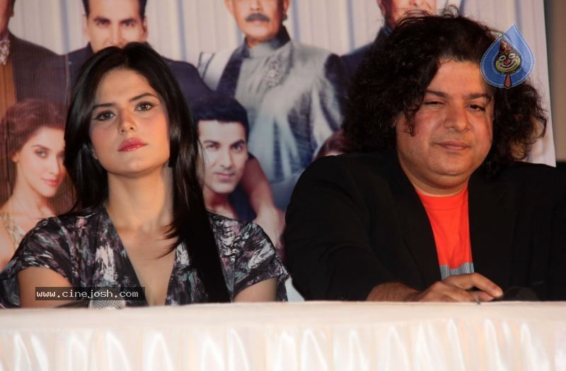 Housefull 2 First Look Launch Photos  - 32 / 61 photos