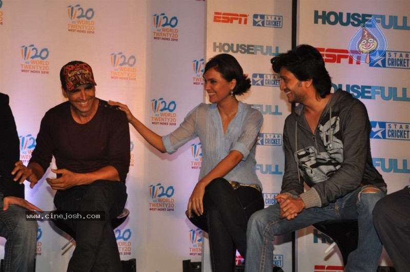 Housefull Movie Starcast at ICC T20 World Cup Event - 27 / 42 photos