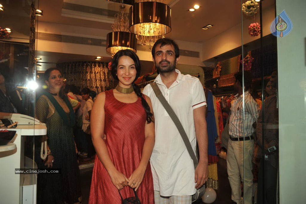 HUE Fashions New Collection Launch - 11 / 22 photos