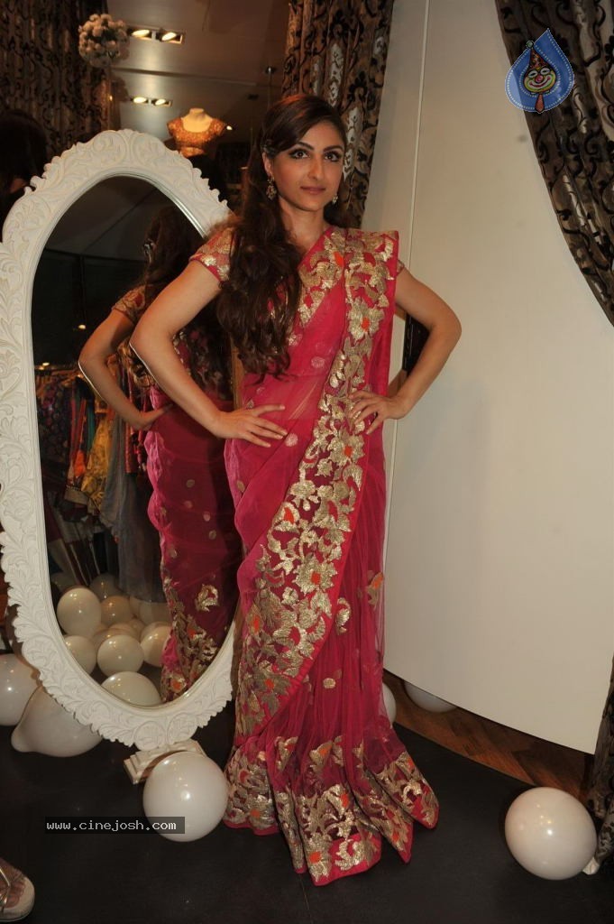 HUE Fashions New Collection Launch - 14 / 22 photos