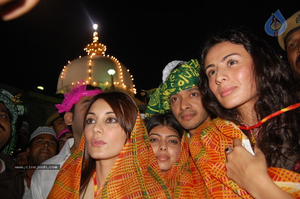 Hum Tum Shabana Music Success Party - 17 / 26 photos