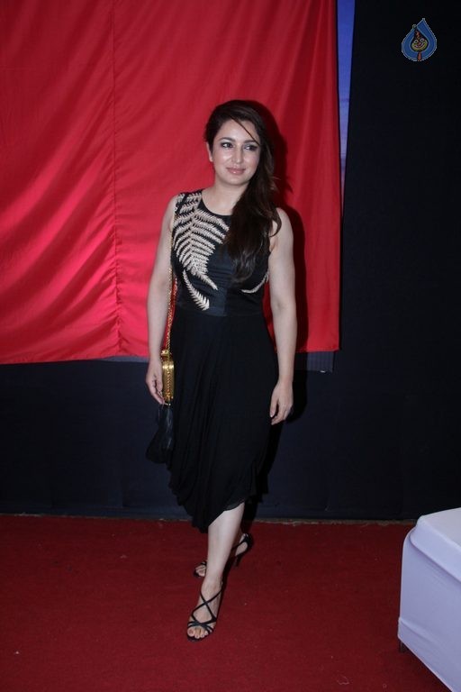 Huma Qureshi at Highway Music Launch - 4 / 32 photos