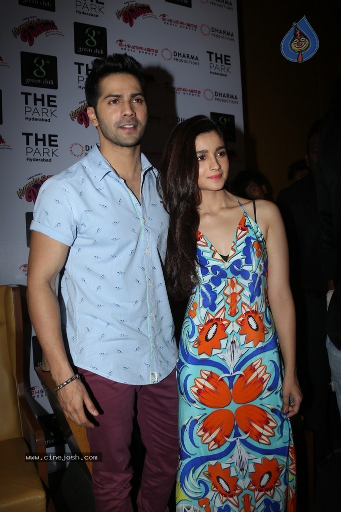 Humpty Sharma Ki Dulhania Film Press Meet - 12 / 82 photos
