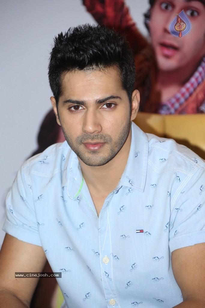 Humpty Sharma Ki Dulhania Film Press Meet - 21 / 82 photos