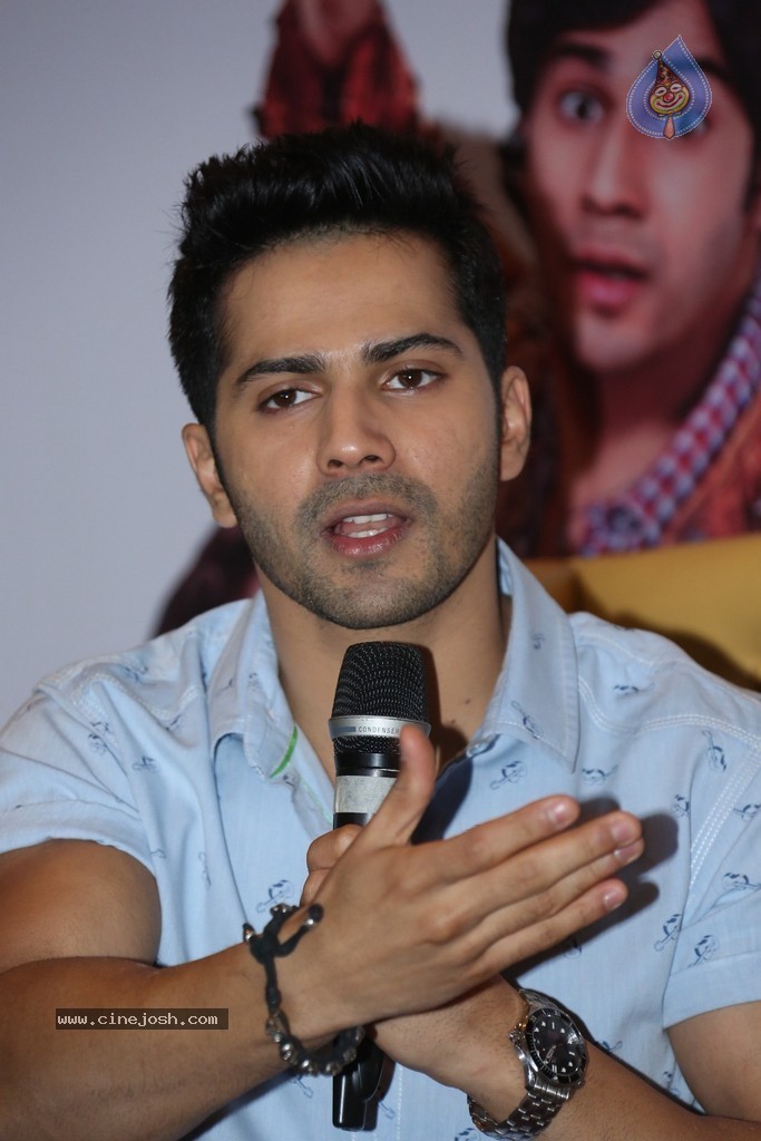 Humpty Sharma Ki Dulhania Film Press Meet - 33 / 82 photos