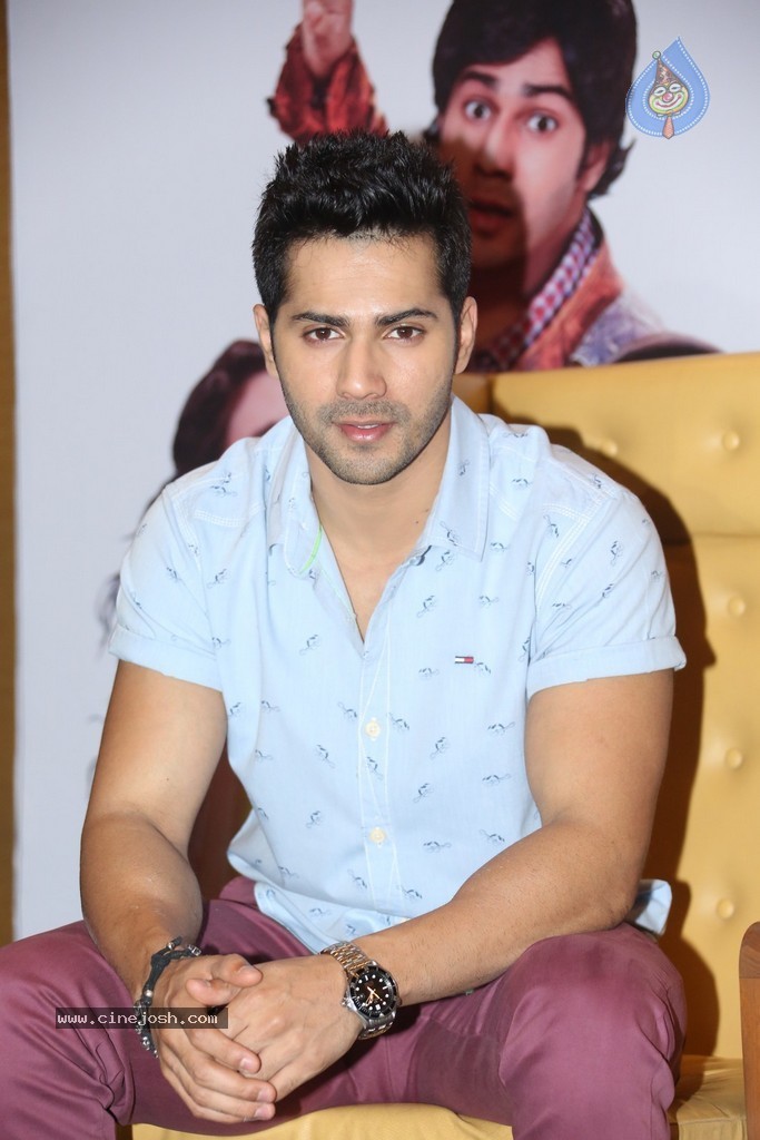 Humpty Sharma Ki Dulhania Film Press Meet - 44 / 82 photos