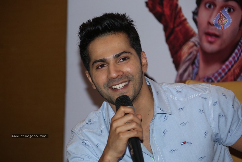 Humpty Sharma Ki Dulhania Film Press Meet - 46 / 82 photos