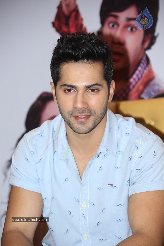 Humpty Sharma Ki Dulhania Film Press Meet - 56 / 82 photos