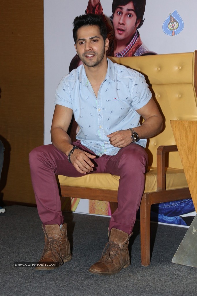 Humpty Sharma Ki Dulhania Film Press Meet - 66 / 82 photos