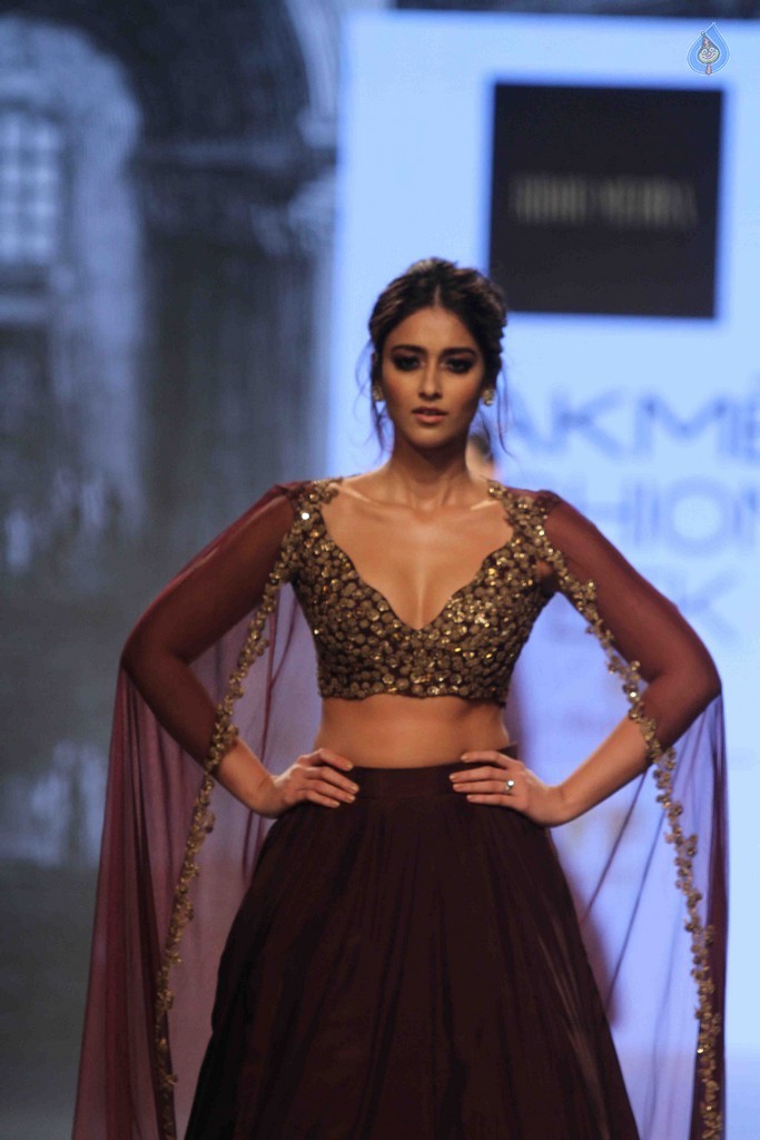Ileana at LFW Winter Festive 2016 - 29 / 42 photos
