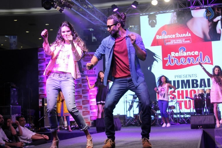 Ileana at Reliance Trends Concept Store Launch - 43 / 62 photos