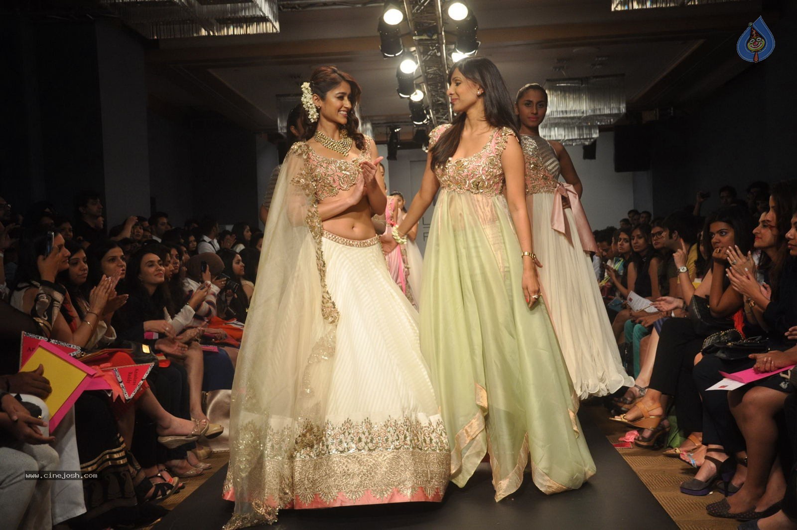 Ileana Walks The Ramp at LFW 2014 - 18 / 24 photos