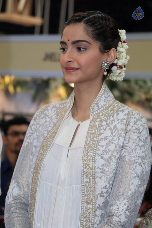 Imc Ladies Wing Women Entrepreneur Exhibition Launch - 7 / 37 photos