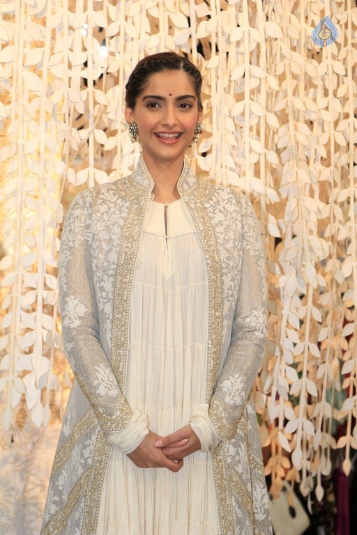 Imc Ladies Wing Women Entrepreneur Exhibition Launch - 21 / 37 photos