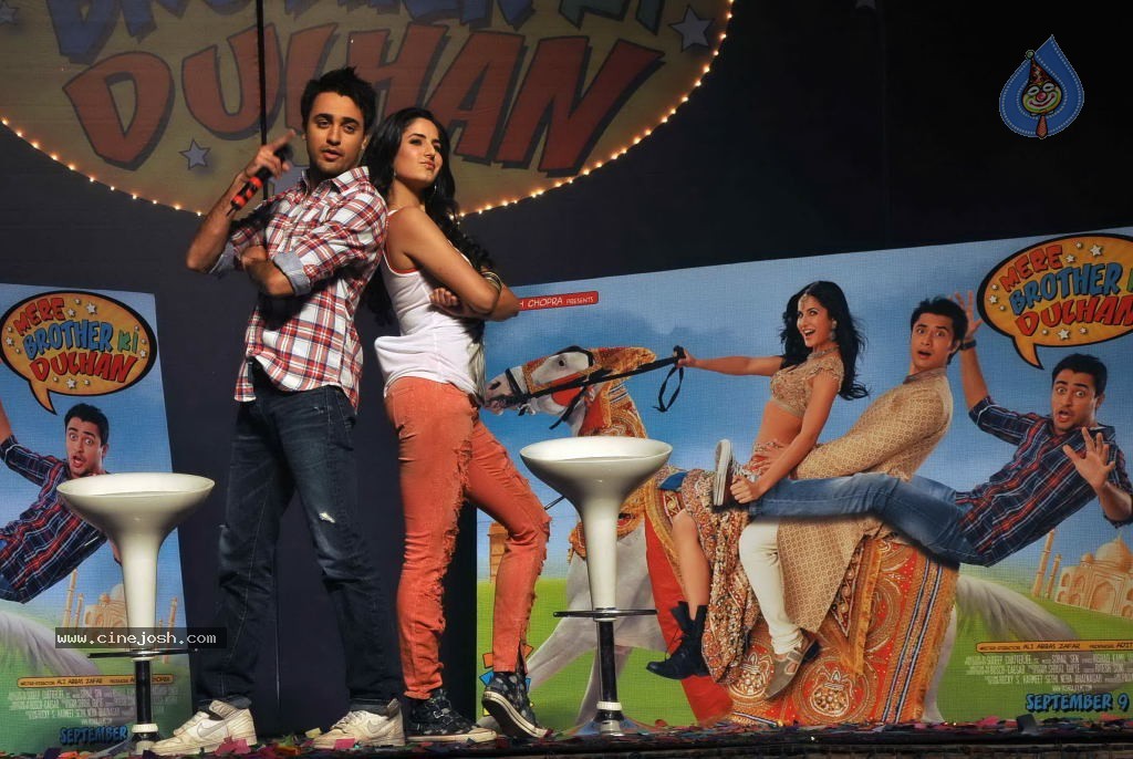 Imran and Katrina at Mere Brother Ki Dulhan Audio Launch - 17 / 36 photos