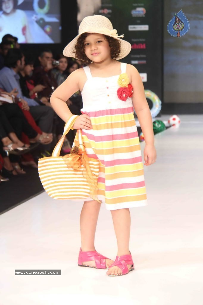 India Kids Fashion Show - 7 / 99 photos
