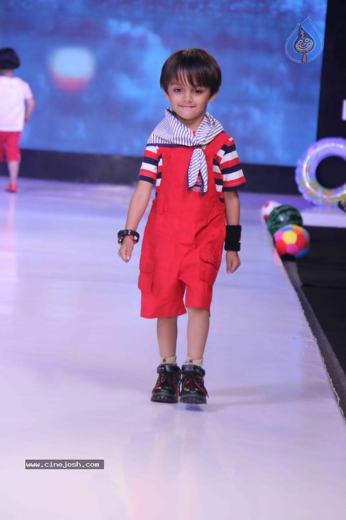 India Kids Fashion Show - 10 / 99 photos