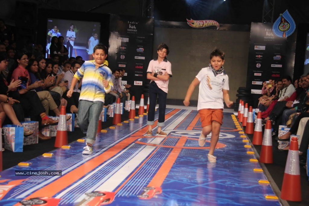 India Kids Fashion Show - 17 / 99 photos