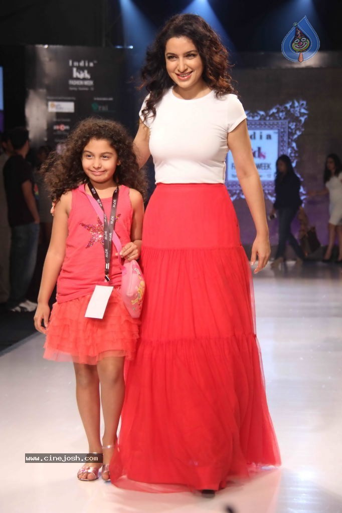 India Kids Fashion Show - 23 / 99 photos