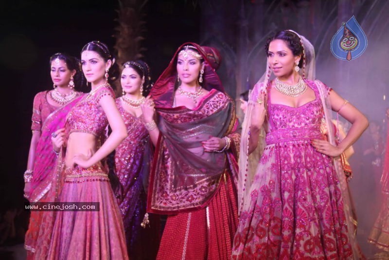 Indian Bridal Week Grand Finale Show - 2 / 52 photos