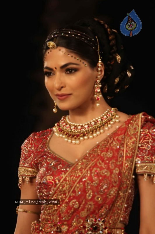 Indian Bridal Week Grand Finale Show - 46 / 52 photos