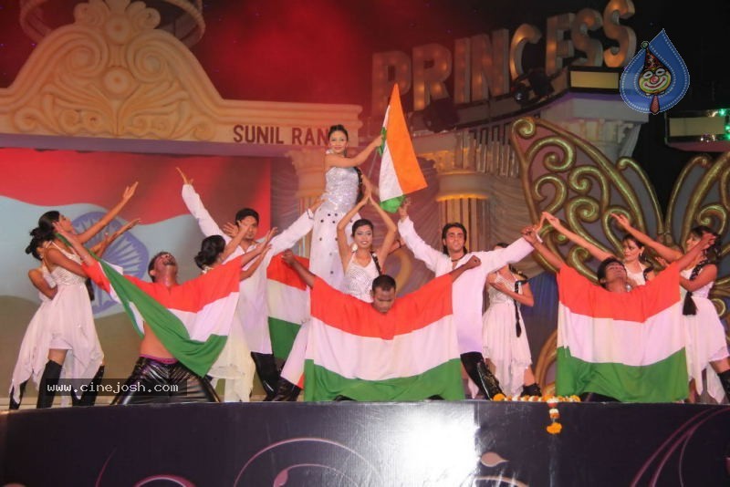 Indian Princess 2011 Grand Finale Event - 50 / 80 photos