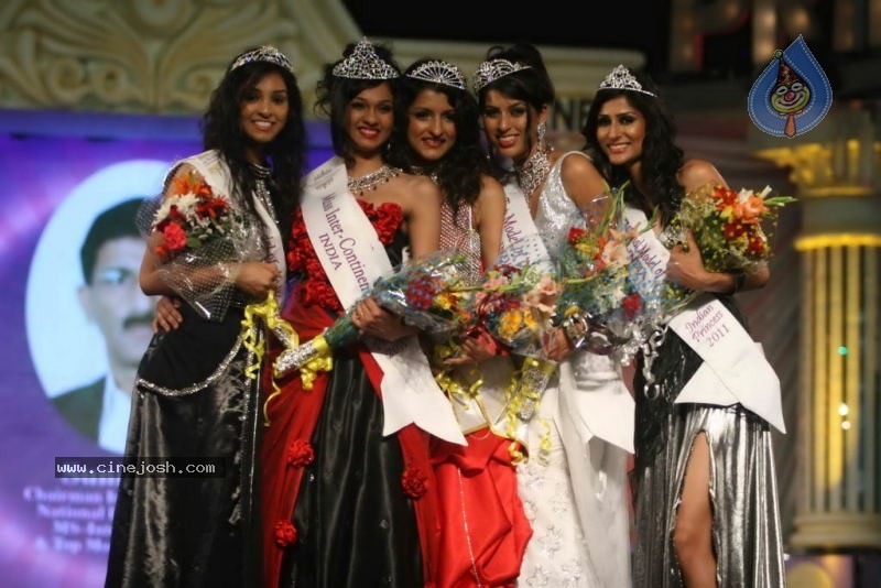 Indian Princess 2011 Grand Finale Event - 54 / 80 photos