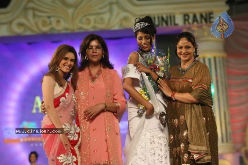 Indian Princess 2011 Grand Finale Event - 62 / 80 photos