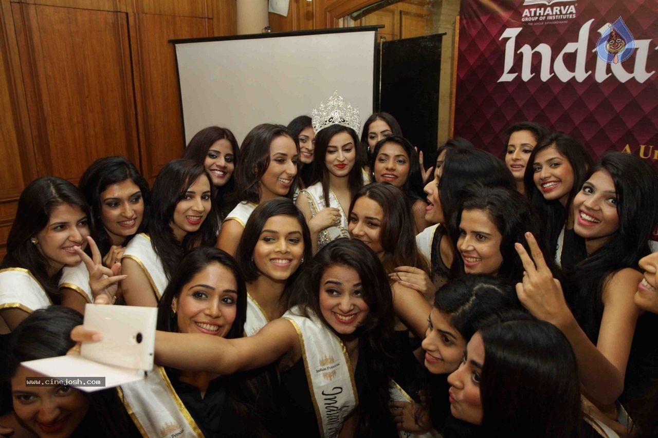 Indian Princess 2015 World Grand Finale PM - 30 / 45 photos