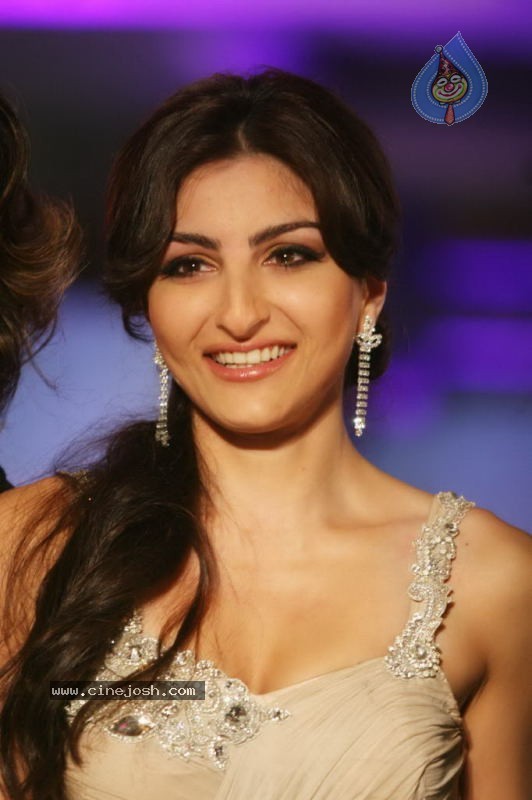 Indian Princess Fashion Show Photos - 62 / 77 photos