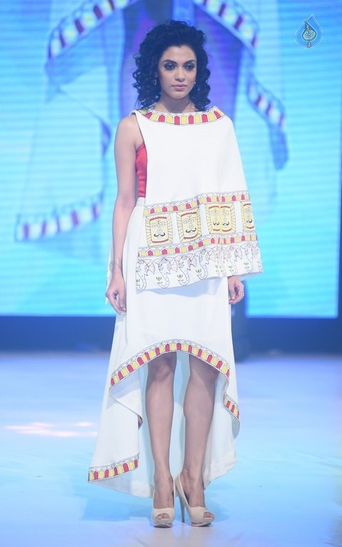 INIFD Fashion Show at St Andrews  - 21 / 37 photos