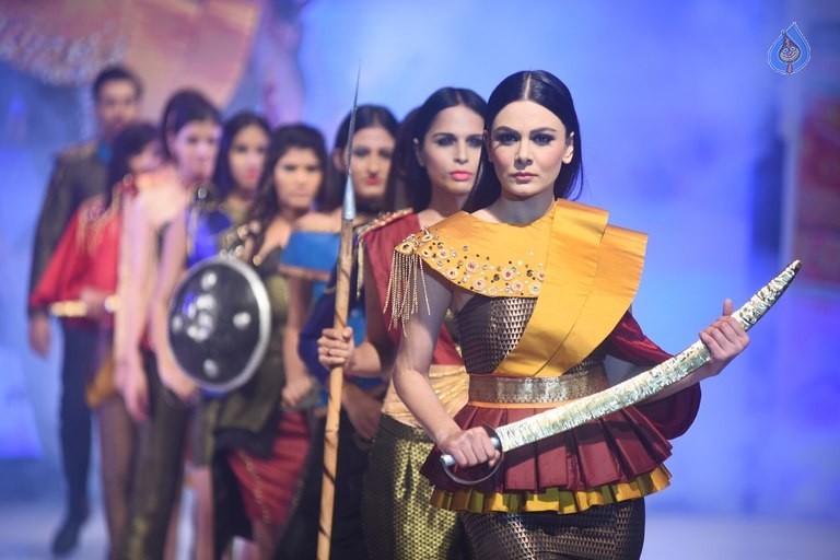 INIFD Fashion Show at St Andrews  - 27 / 37 photos