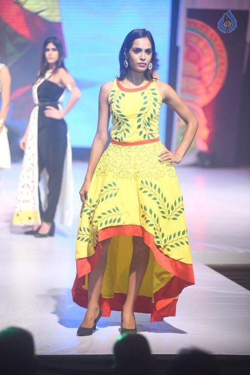 INIFD Fashion Show at St Andrews  - 34 / 37 photos