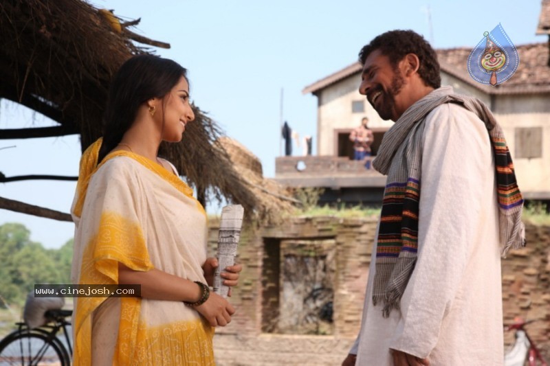 Ishqiya Movie Stills - 16 / 46 photos